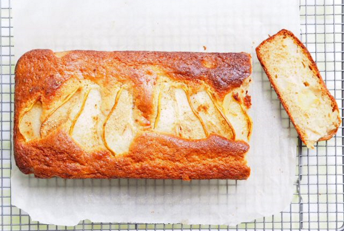 Pear and Yoghurt Slice