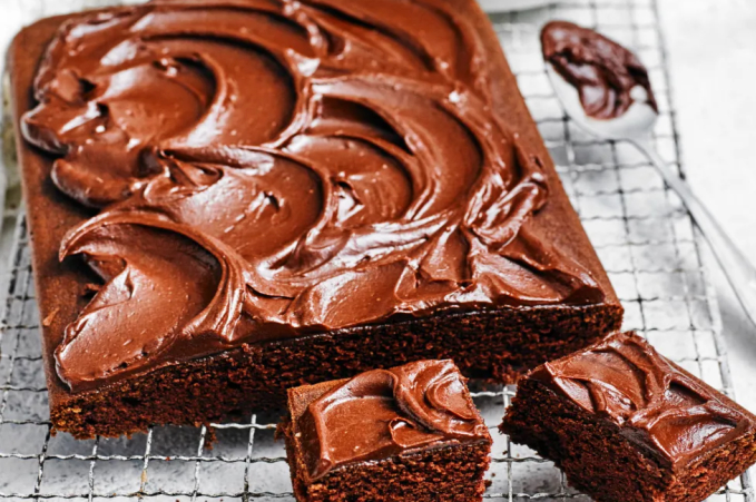 KISS Chocolate Cake
